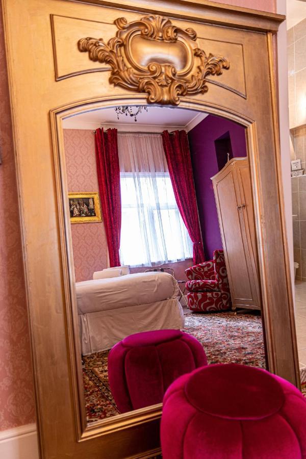 Hotel Rouge Blackpool Esterno foto